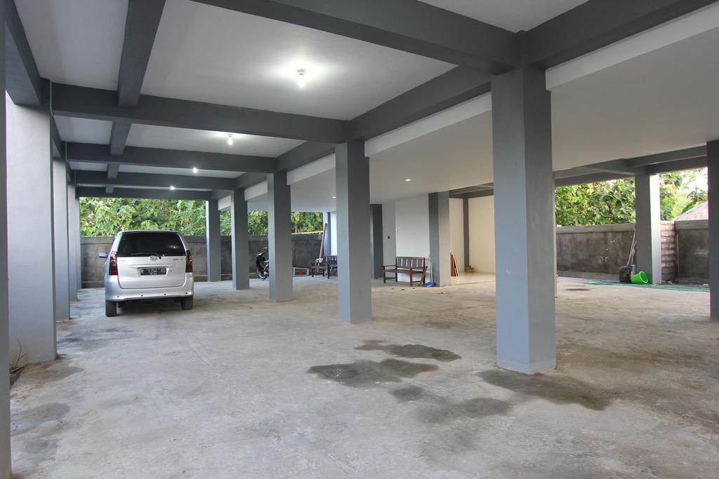 Pondok Nadi Putra Ungasan  Bagian luar foto